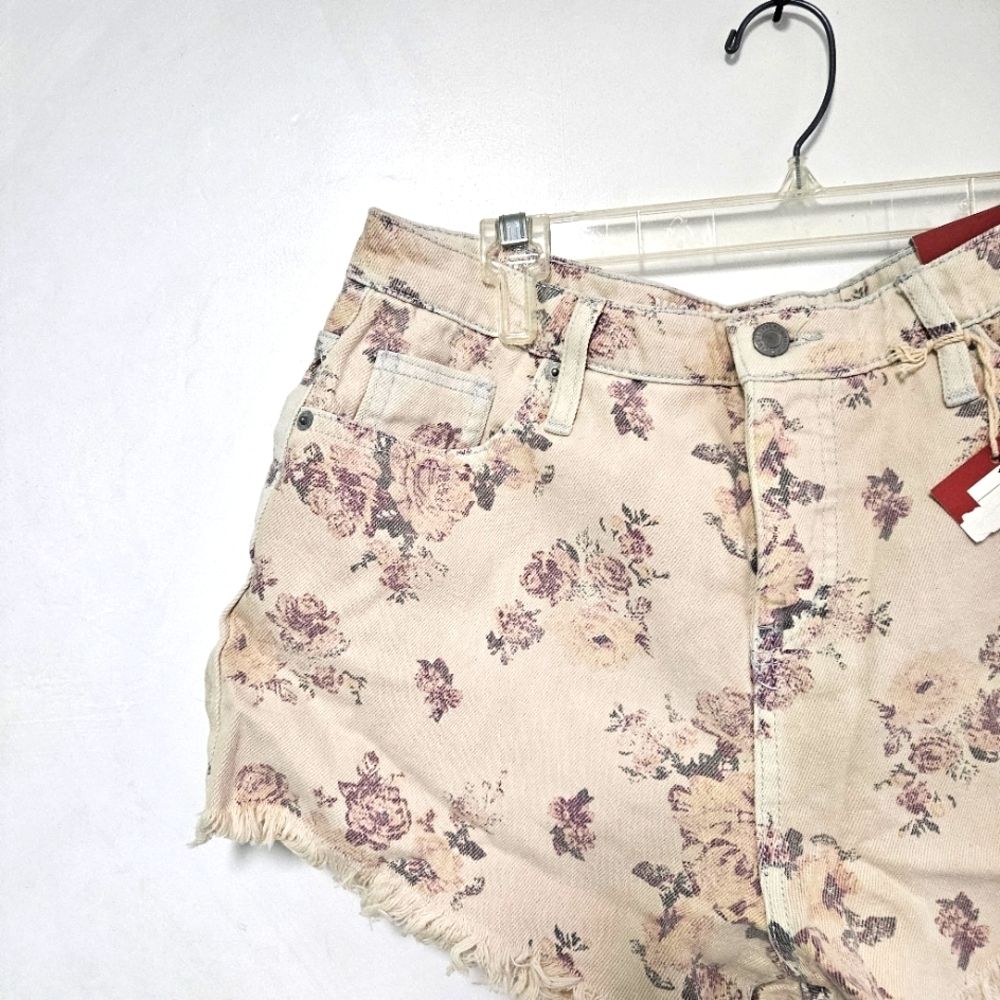 Mossimo Supply Denim Shorts Women's Size 12/31 - Picture 4 of 16